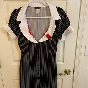 4/$20 Woman’s gangster dress